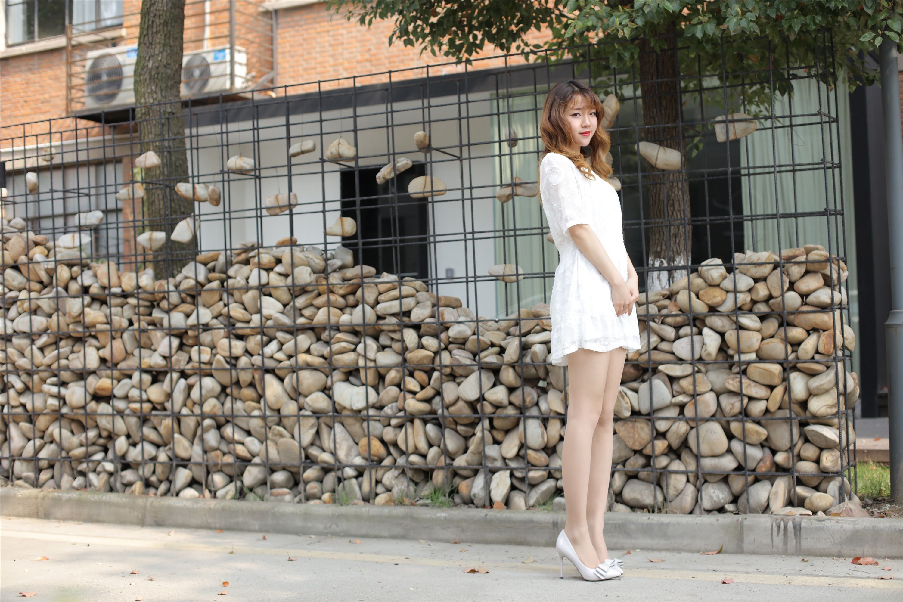 奈丝写真 NO.048 高高-俏皮的蕾丝短裙